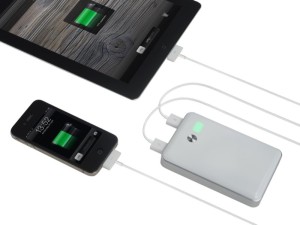 a-solar-xtorm-power-bank-11000-zusatzakku-fuer-mobile-geraete-usb-weiss_z2