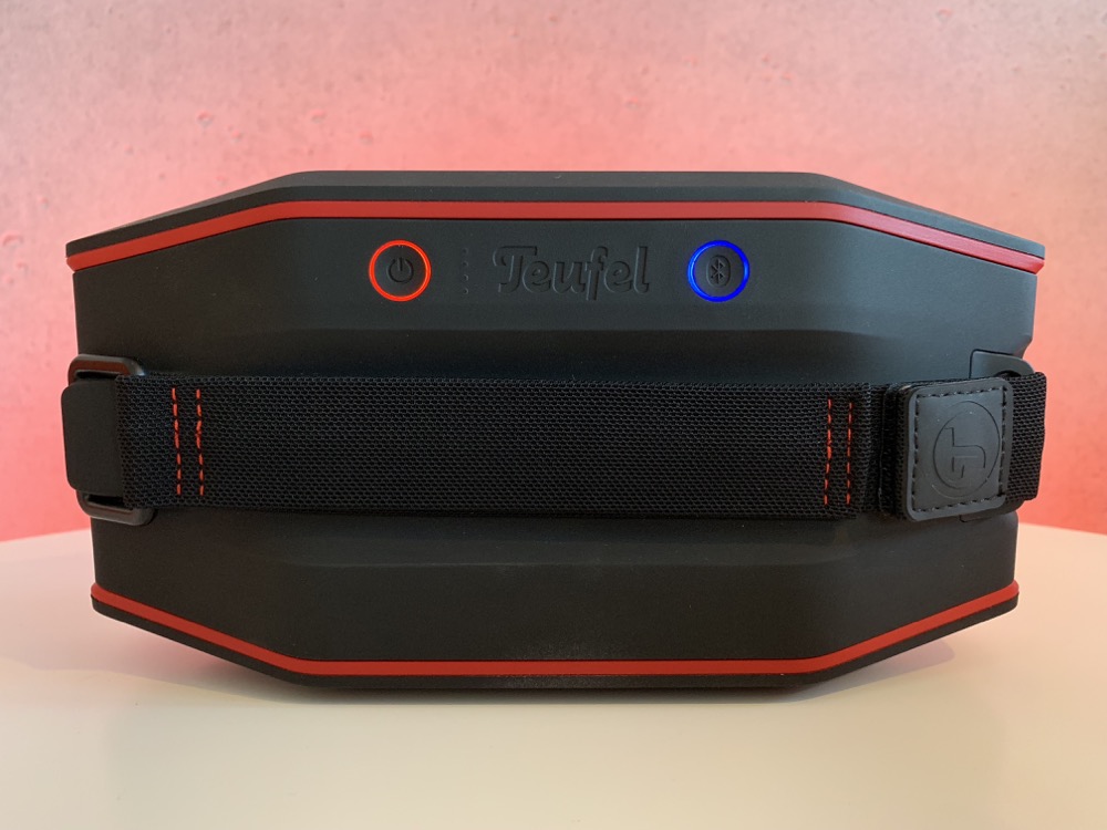 Teufel Rockster Go hinten