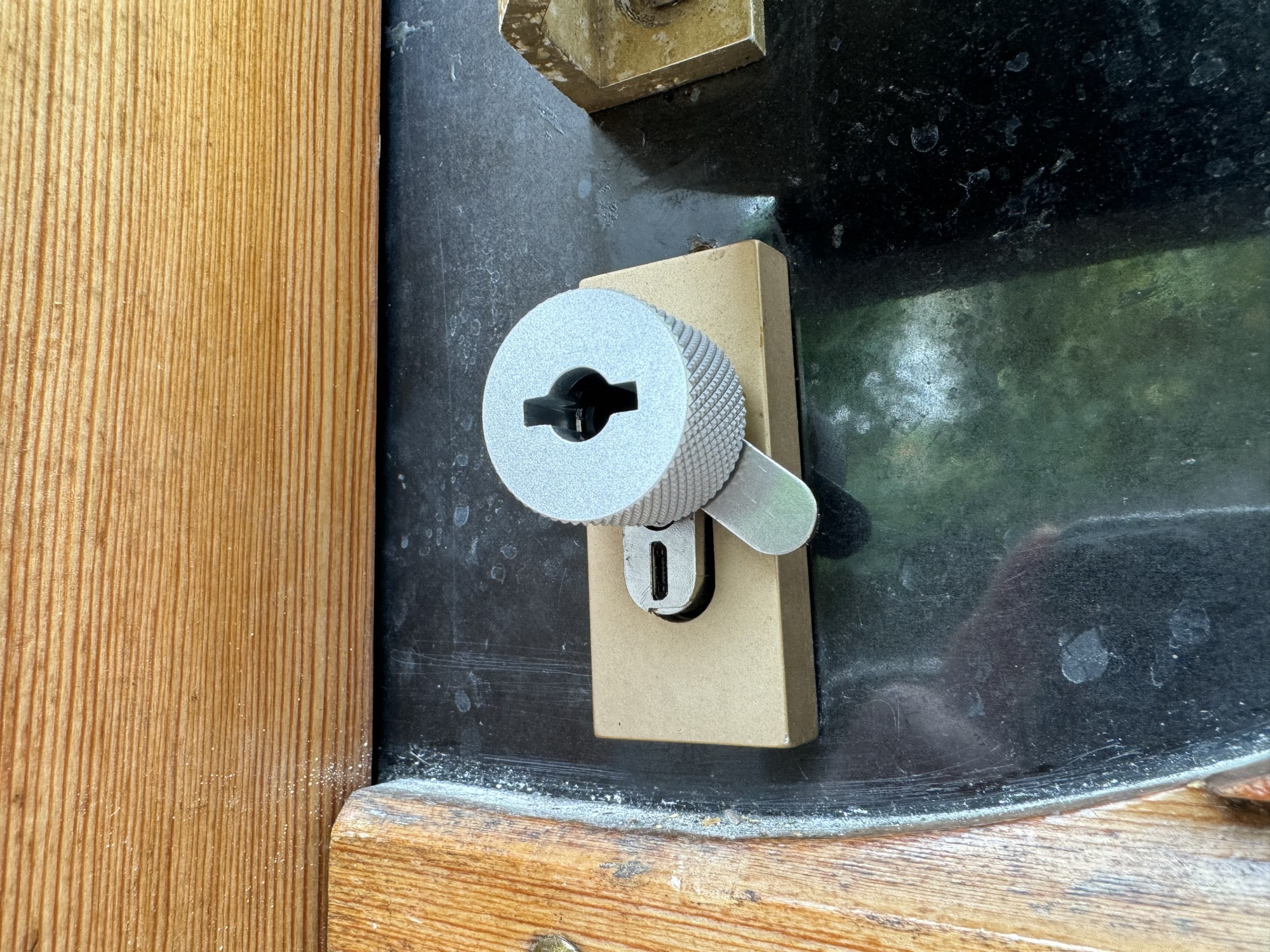 Micro-USB-Port des Netatmo Smart Lock