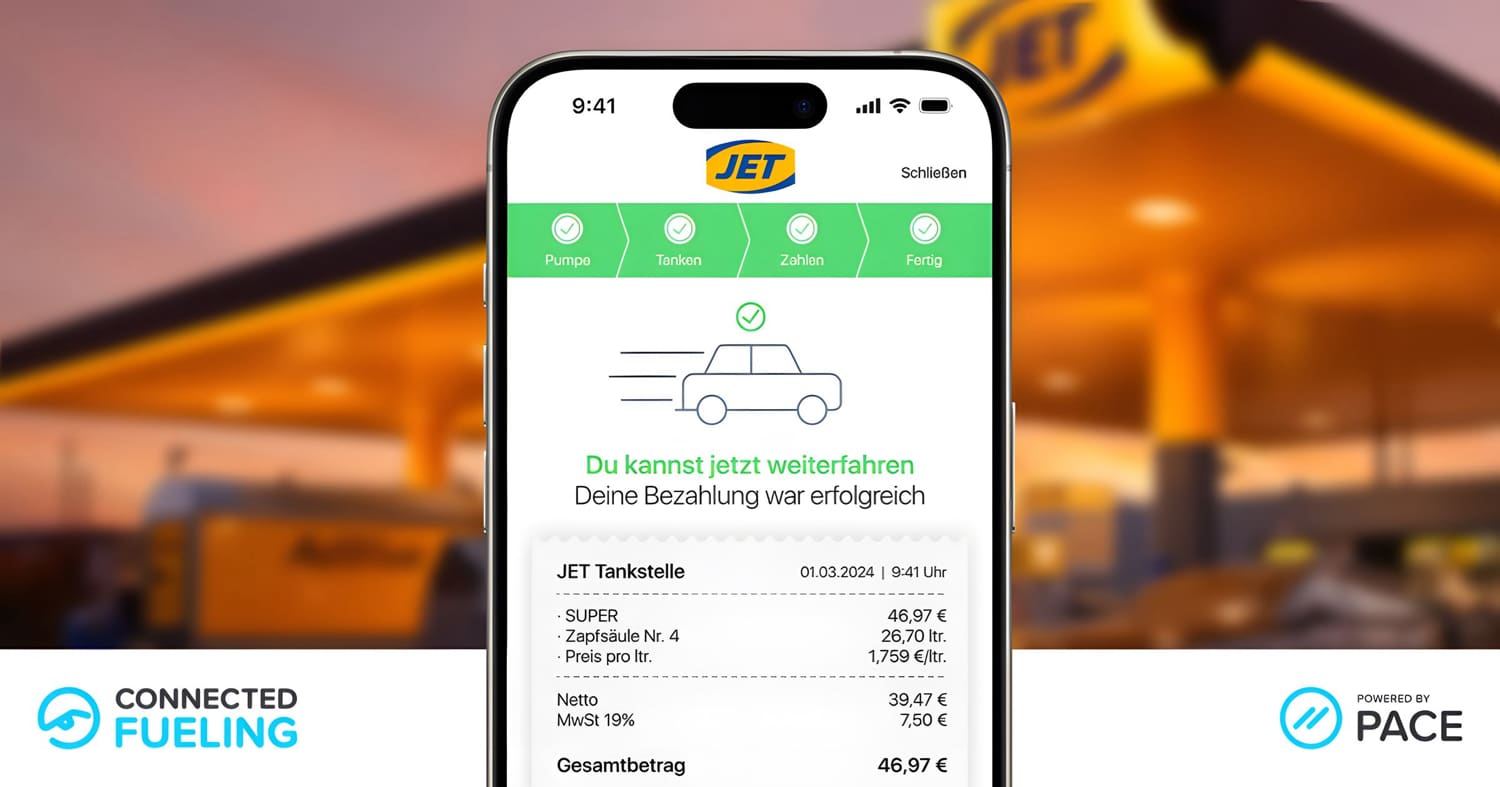 Banner von JET und PACE mit iPhone im Vordergrund und JET-Tankstelle im Hintergrund