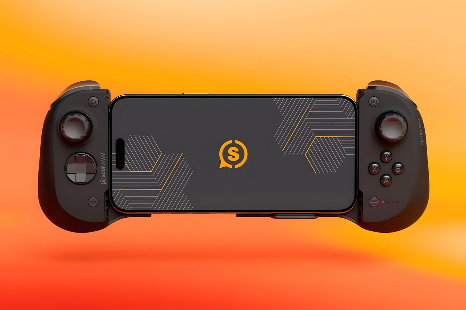 Schwarzer Scuf Nomad-Controller mit eingesetztem iPhone vor orangefarbenem Hintergrund
