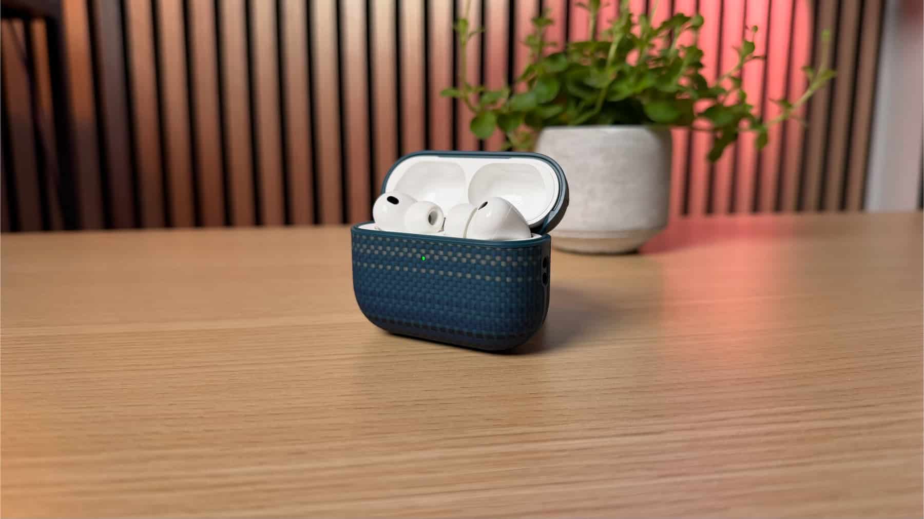 LED beim Pitaka Case für die AirPods Pro 3.